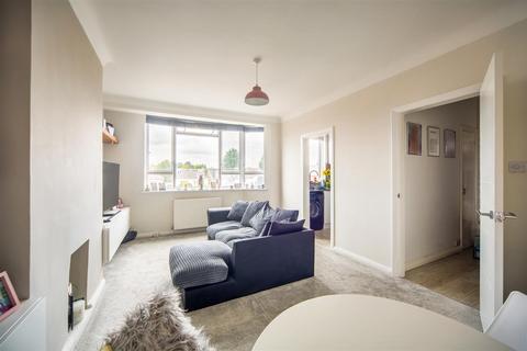 Flat 27, Cranley Court Aldrington Close, Hove, BN3 5UA