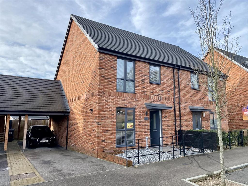 Sir John Killick Road, Ashford 3 bed house £379,995