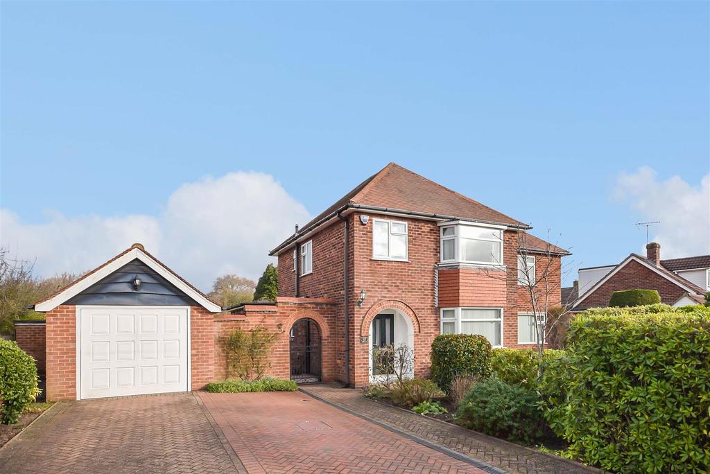 Vernon Crescent, Ravenshead 4 bed detached house for sale £595,000
