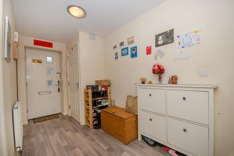 122 Arnold Road, Mangotsfield, Bristol, BS16 9LB
