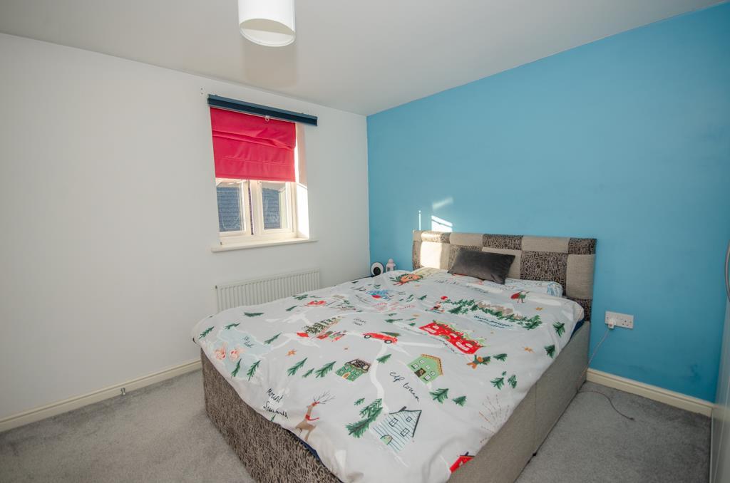 Bedroom two pic 2.jpg