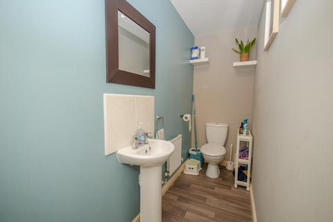 122 Arnold Road, Mangotsfield, Bristol, BS16 9LB