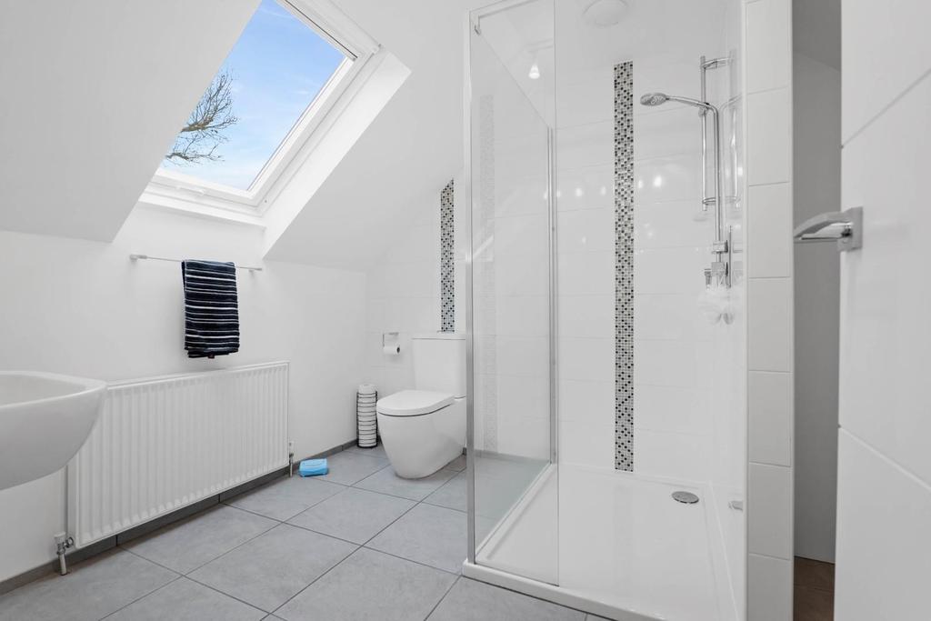Ensuite Shower room