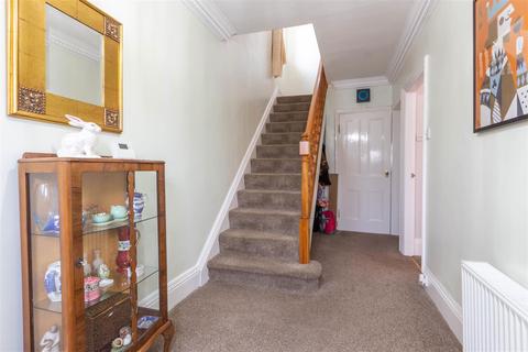 3 bedroom end of terrace house for sale - Church Road, Wylam