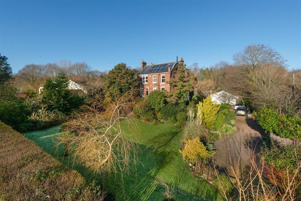 Leycroft Close, Canterbury