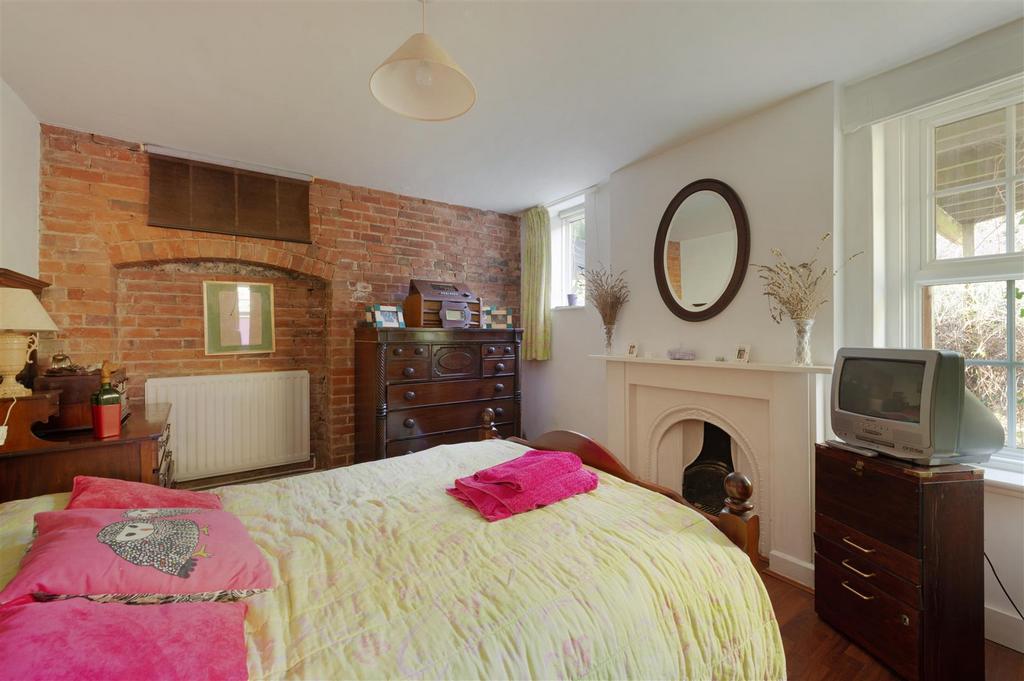 Leycroft Close, Canterbury