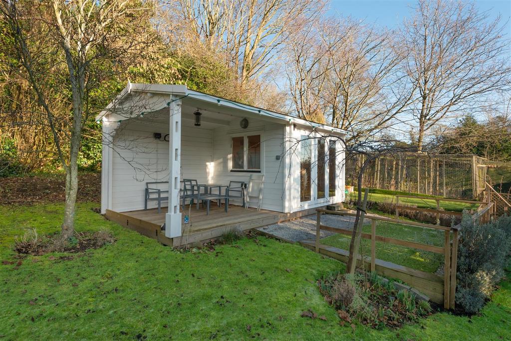 Leycroft Close, Canterbury