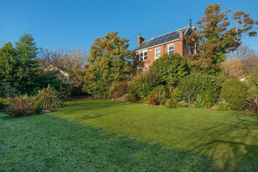 Leycroft Close, Canterbury