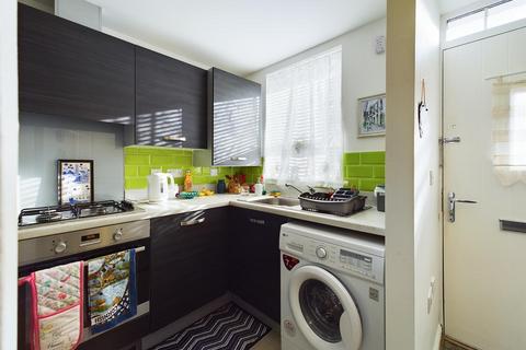25 Bryn Uchaf, Bryn, Llanelli, SA14 9UJ
