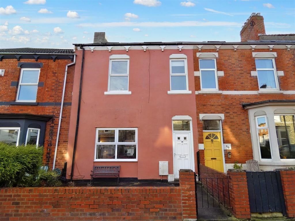 Percy Road, Whitley Bay 5 bed terraced house £300,000