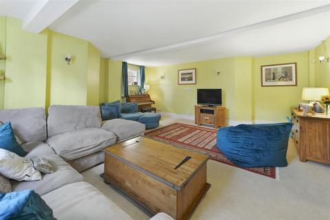 The Cottage, The Old Bakery Lees Road, Yalding, Maidstone, ME18 6HB