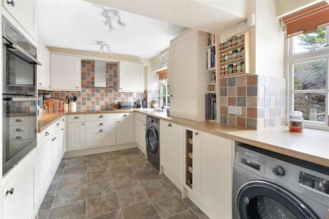 The Cottage, The Old Bakery Lees Road, Yalding, Maidstone, ME18 6HB