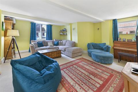 The Cottage, The Old Bakery Lees Road, Yalding, Maidstone, ME18 6HB