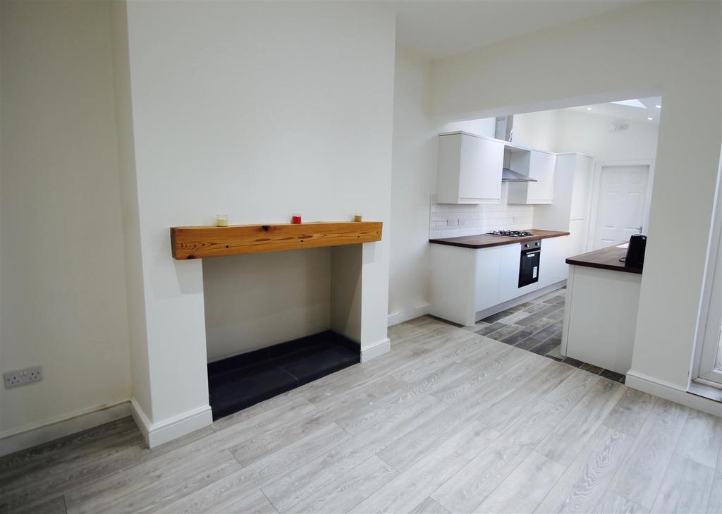 Eldon Street, Chester Road, Sunderland 3 bed terraced bungalow £650