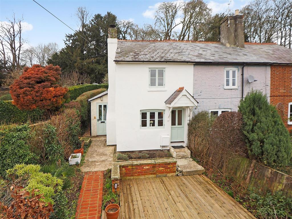 Lynch Hill, Whitchurch 2 bed cottage for sale £307,500