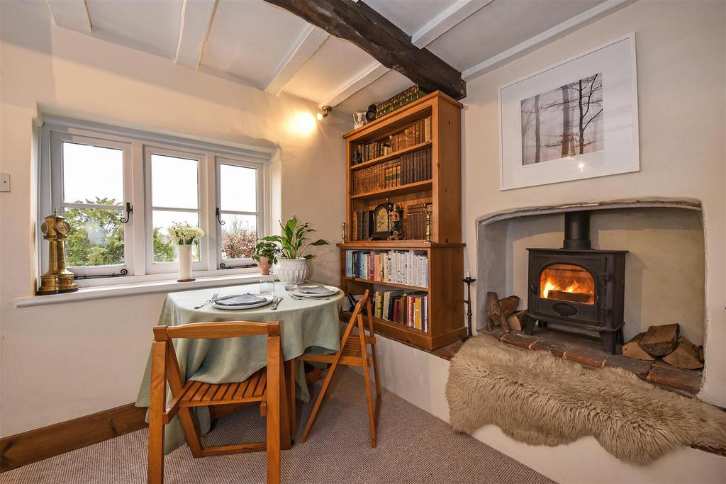 Lynch Hill, Whitchurch 2 bed cottage for sale £307,500