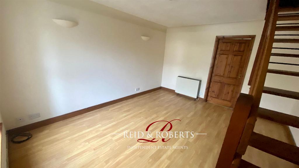 Leete Mews, Cadole, Mold 2 bed terraced house £165,000