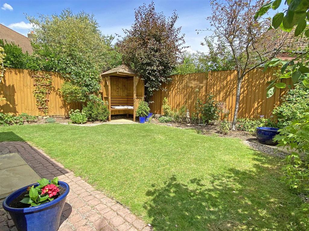 Garden 3.jpg