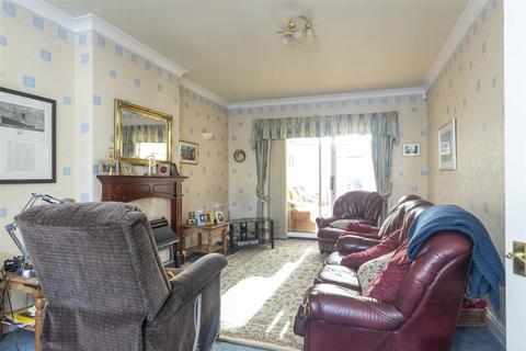 4 bedroom semi-detached house for sale - Deancourt Road, West Knighton, Leicester
