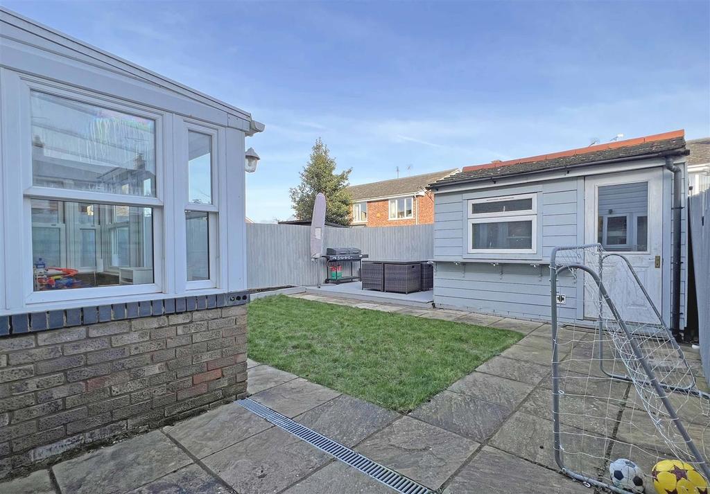 Rear Garden b.jpg