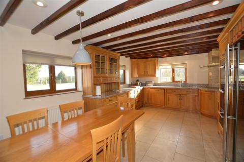 4 bedroom barn conversion for sale - Station Road, Bleasby