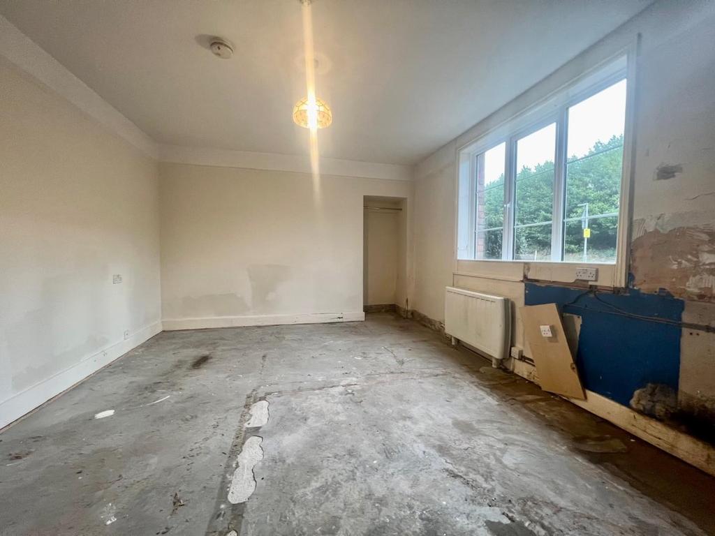 Bull Pitch, Dursley 4 bed house £295,000