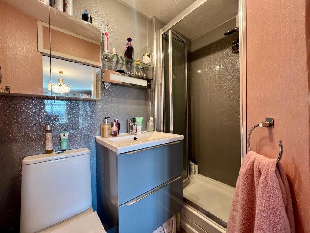 Ensuite