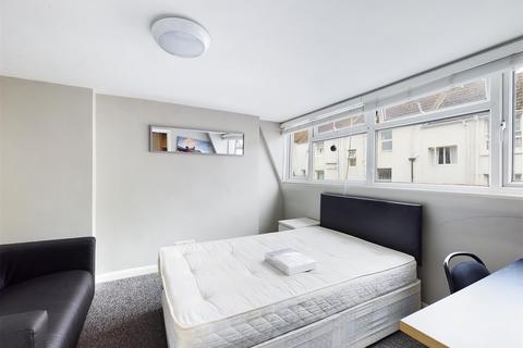 2 bedroom flat to rent - Broad Street, Brighton
