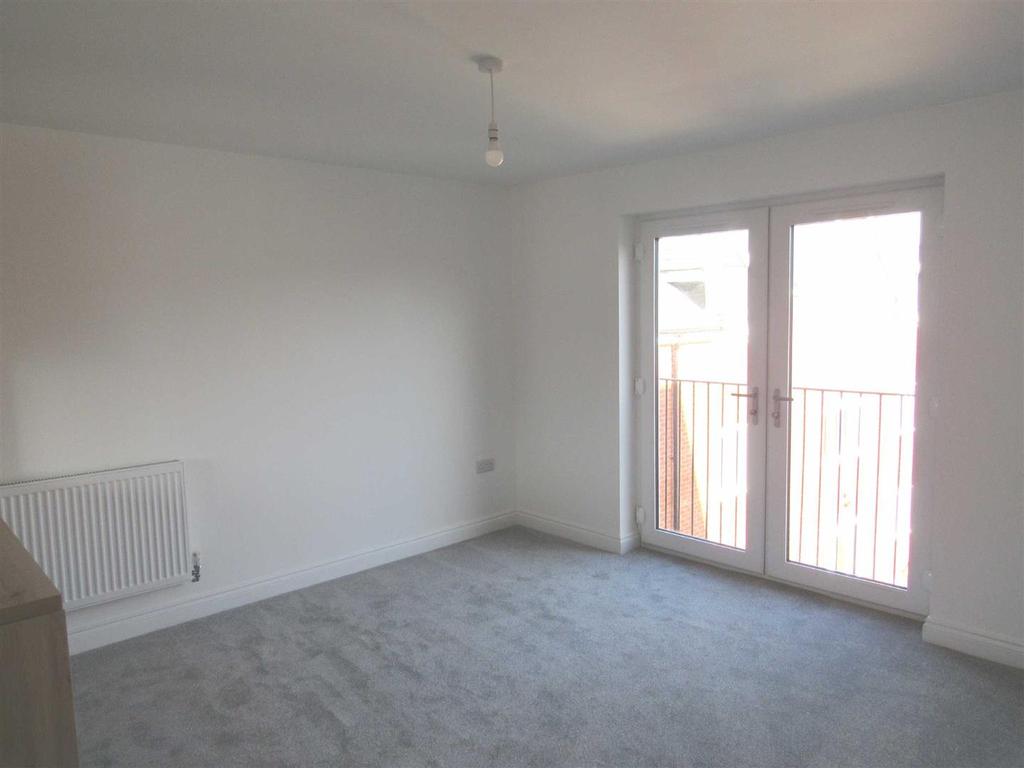 The Tanyard Square, Oak Street, Oswestry 2 bed apartment £675 pcm (£