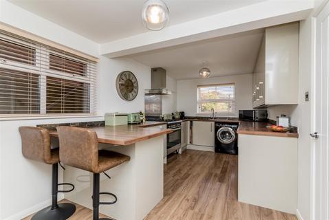 25 Windmill View, Brighton, BN1 8TU