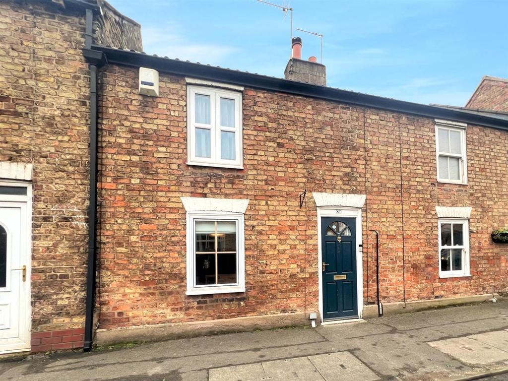 Westgate, North Cave, Brough 2 bed terraced house £165,000