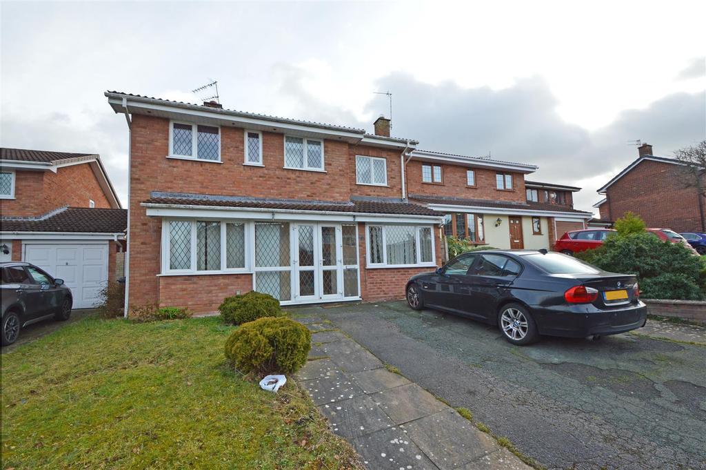 Stanhill Road, Radbrook, Shrewsbury 4 bed detached house £1,350 pcm