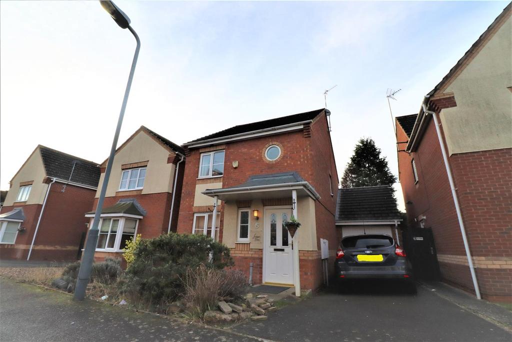 Larkspur Grove, Elliot Gardens, Bedworth 3 bed detached house £1,150