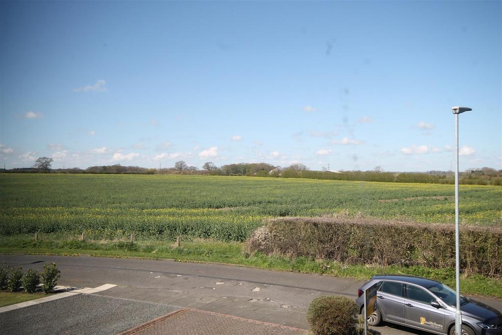 Ladywell Way, Ponteland, Newcastle Upon Tyne, Northumberland 3 bed