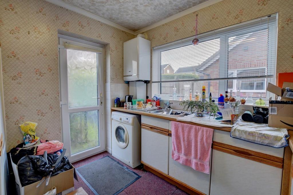 Kitchen - 1.jpg