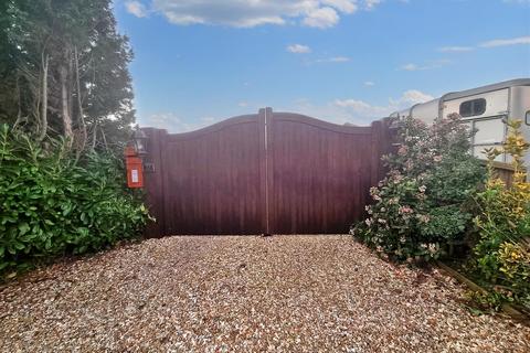 2 bedroom detached bungalow for sale - Siltside, Gosberton Risegate
