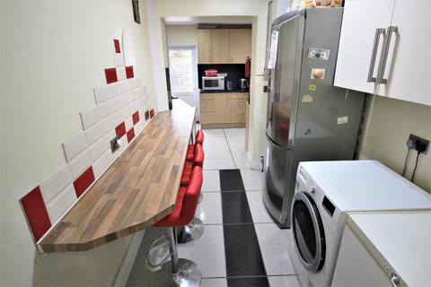 121 Basildon Road, London, SE2 0ER