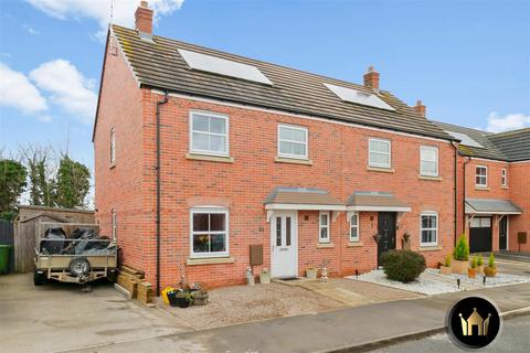 37 Copenhagen Way, Bidford On Avon, Alcester, B50 4FY