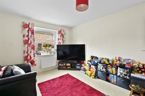 37 Copenhagen Way, Bidford On Avon, Alcester, B50 4FY