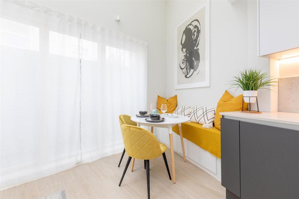 Cuilfail Mews 2-6.jpg