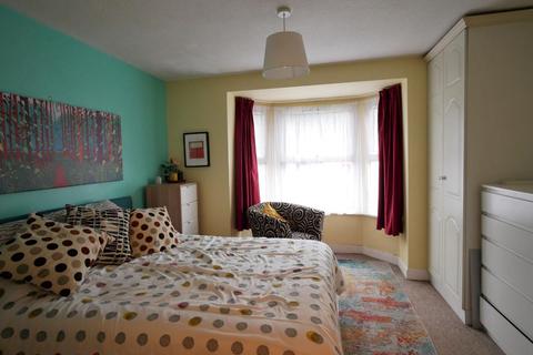 2 bedroom flat for sale - St. Augustines Road, Penarth