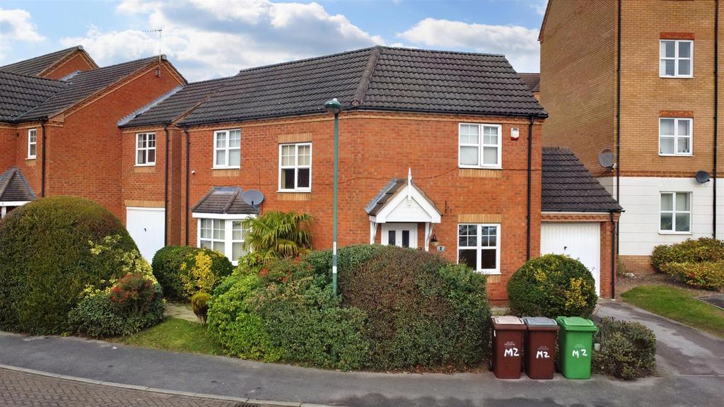 Edmonstone Crescent, Nottingham 3 bed detached house £265,000