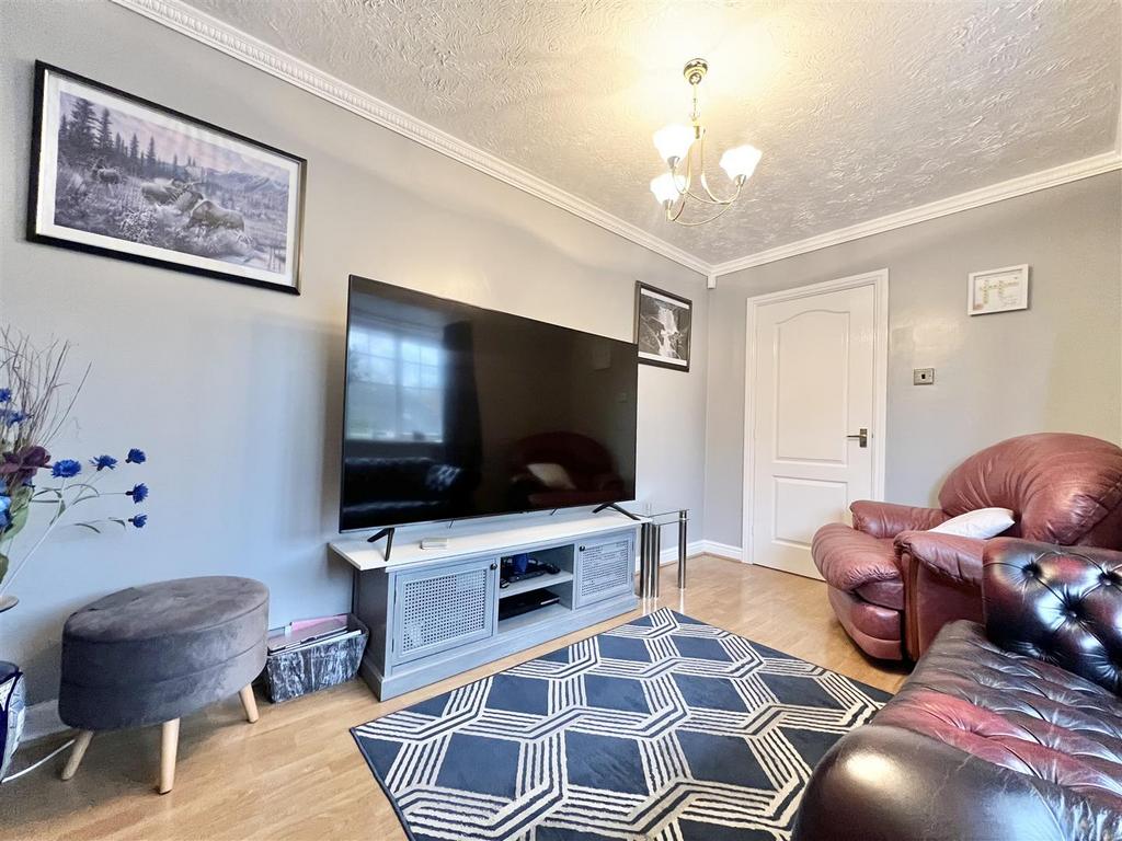 38 CBD5 B4-E12 D-4 F3 F-96 BE-EDF5016 C788 C.jpeg