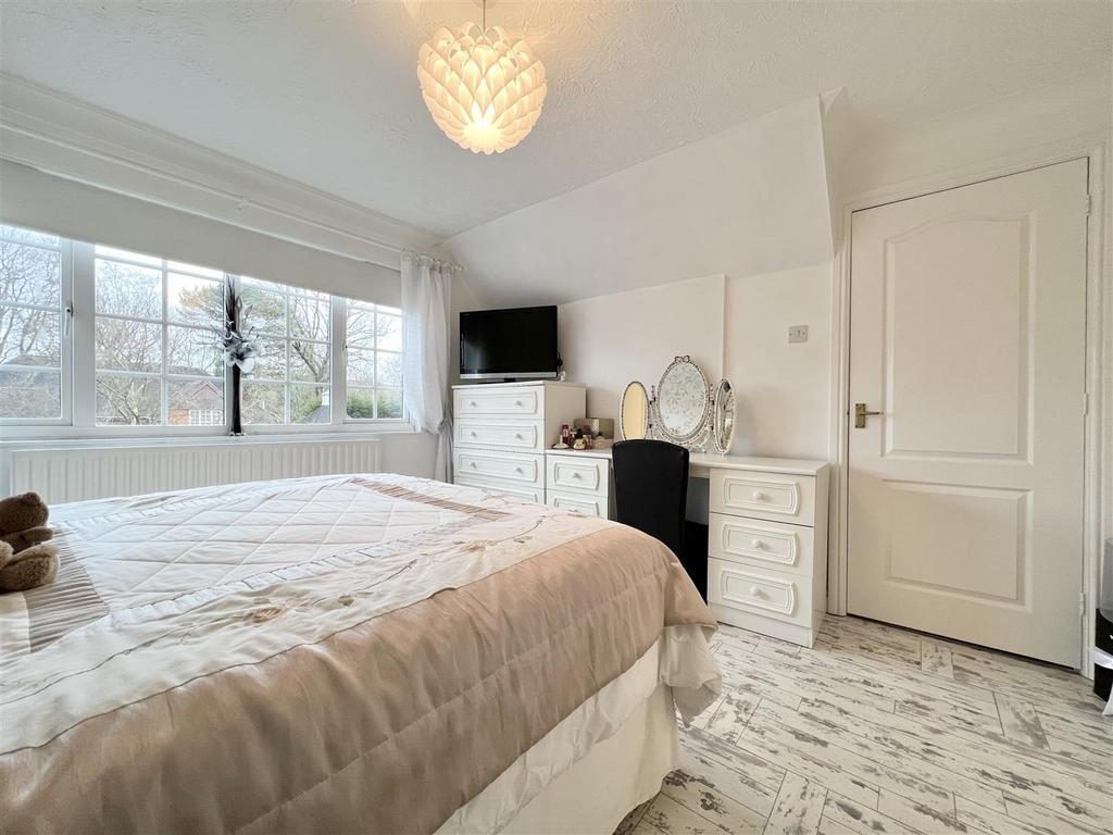 B90 F7 AE9-4 B95-4 A09-AEE1-710 E0 C5 AAD4 B.jpeg