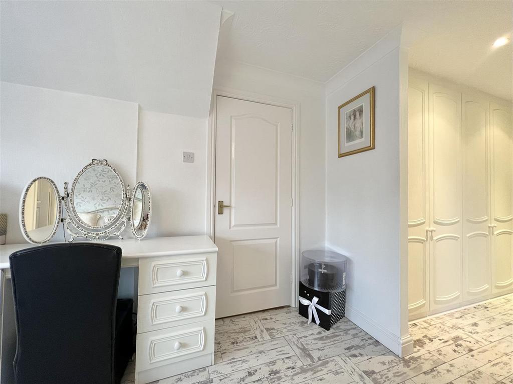 3 E9 B5 E48-FE8 D-431 F-B4 C1-83 BD962 D8615.jpeg