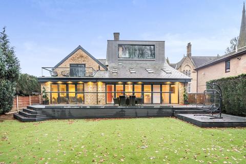 5 bedroom detached house to rent - The Old School House, Stableford Avenue, Eccles, Manchester