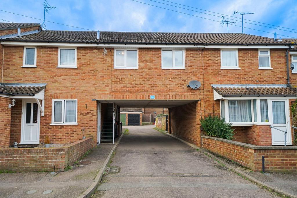 East Street, Leighton Buzzard 1 bed apartment £169,995