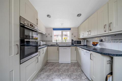 110 High Lanes, Hayle, TR27 5HR