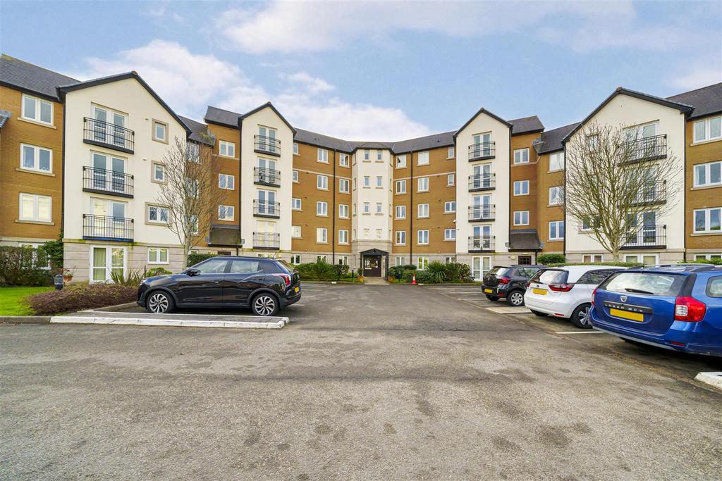 Court, St. Helens Road, Swansea 2 bed retirement property for