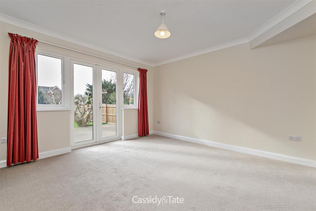 Hedley Road, St. Albans 3 bed semidetached house £2,300 pcm (£531 pw)
